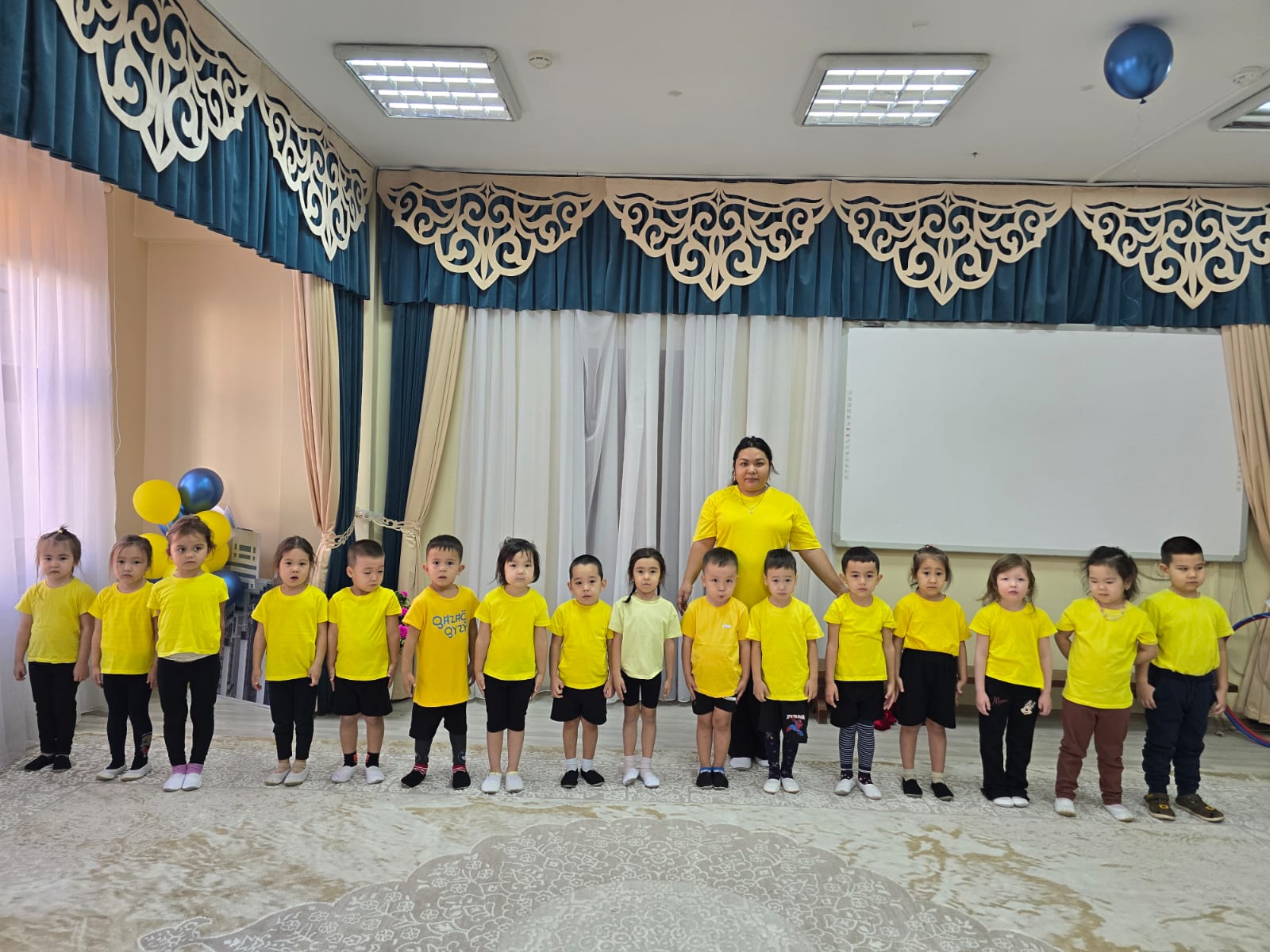 Ұйымдастырылған ашық іс-әрекет: "Денсаулық жолдары" Ересек "Қарлығаш" тобы тәрбиеші Жарылқасын Ж.Қ.